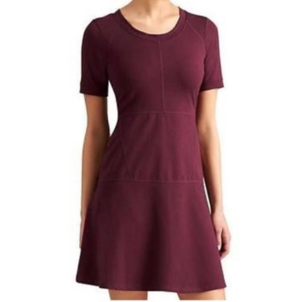 Athleta En Route Short Sleeve Fit and Flare Mini Dress